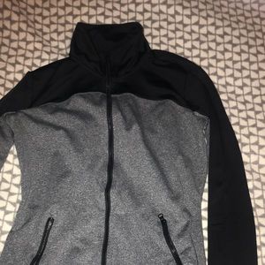 Workout zip up